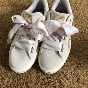 Puma suedes